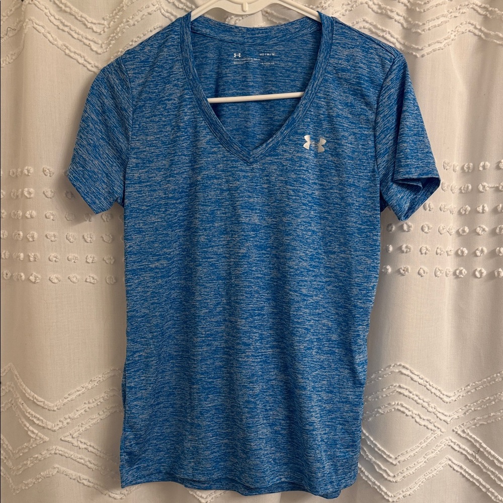 Excellent Under Armour Women's Heathered Blue V-Neck Tee - Medium